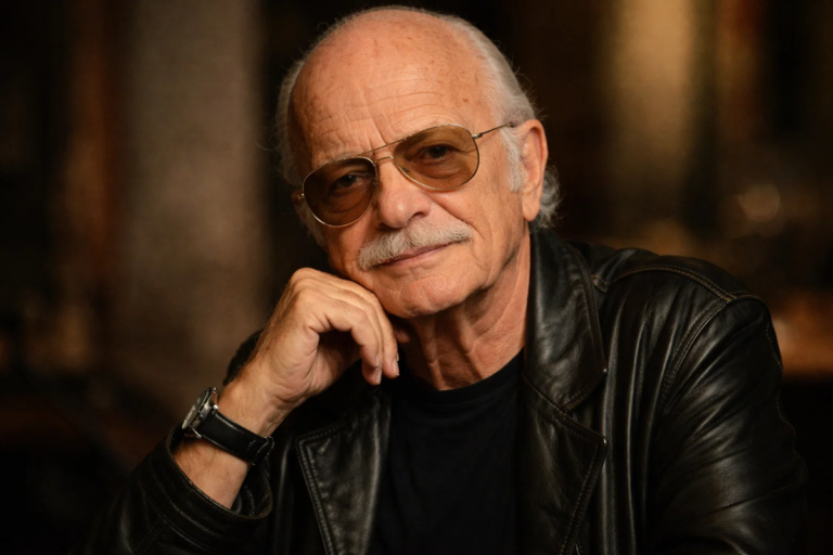 Chi era Gino Paoli: tutto sul cantautore scomparso all’età di 91 anni, tra la scuola genovese e i tormentati amori